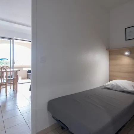 Agathea Aparthotel