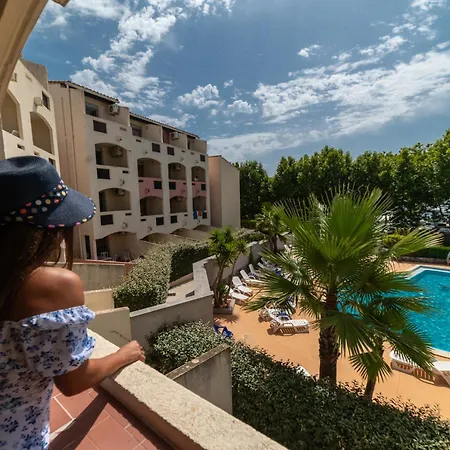 Agathea * Agde