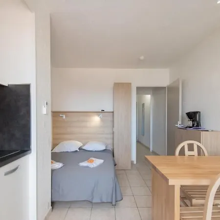 מלון דירות Agathea אגדה