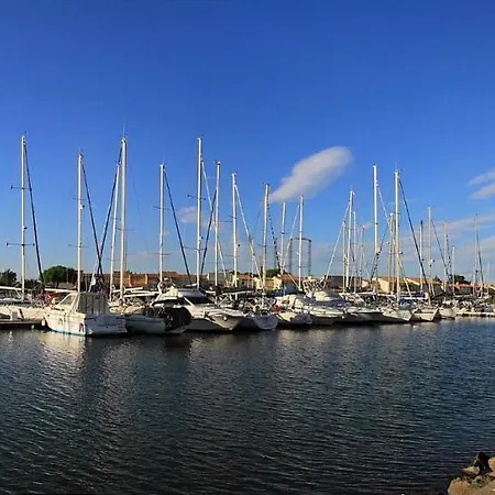 מלון דירות Agathea